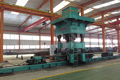 Drill collar straightening equipment